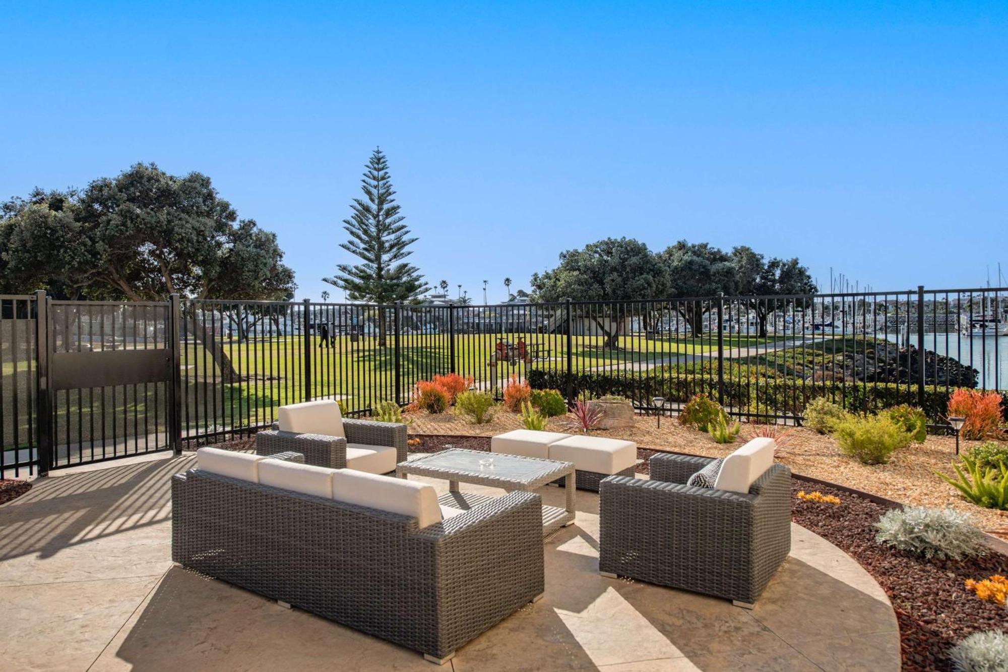 Hampton Inn Channel Islands Harbor Oxnard Esterno foto